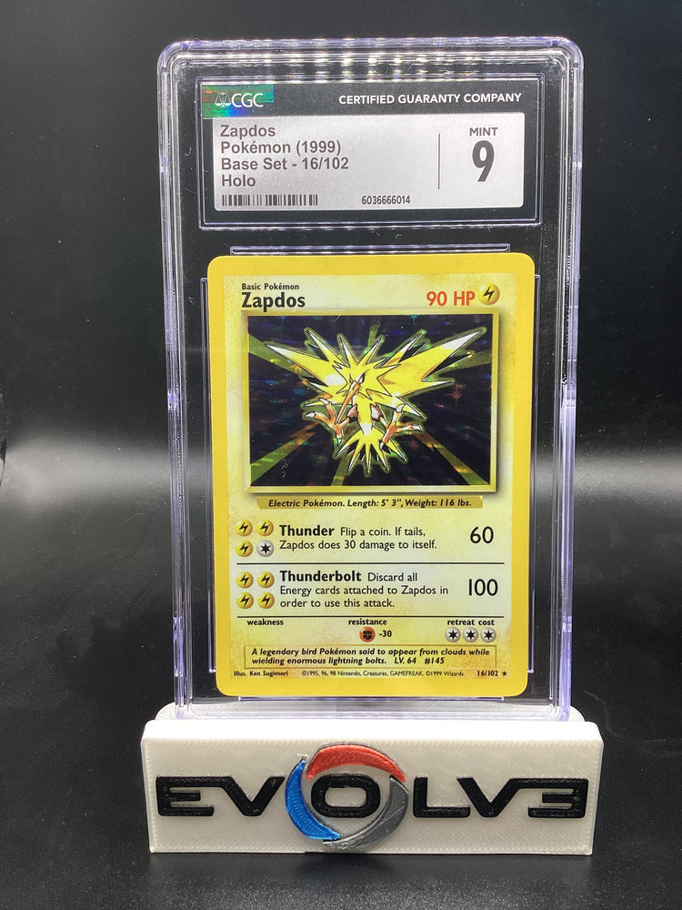 Zapdos (16/102) [Pokemon: Base Set] CGC 9